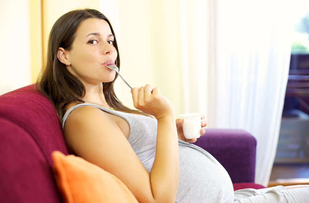 Salute orale in gravidanza, fondamentale per la mamma e per il bambino.
