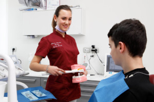 studio-dentistico-ambulatorio-Odontoiatrica-Dottori-Val